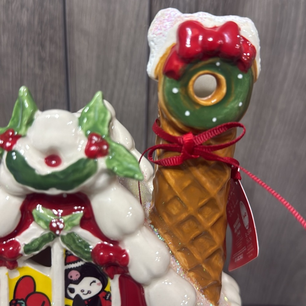 Blue Sky Clayworks Hello Kitty & Friends Red Christmas Gingerbread Candle House - Picture 5 of 14